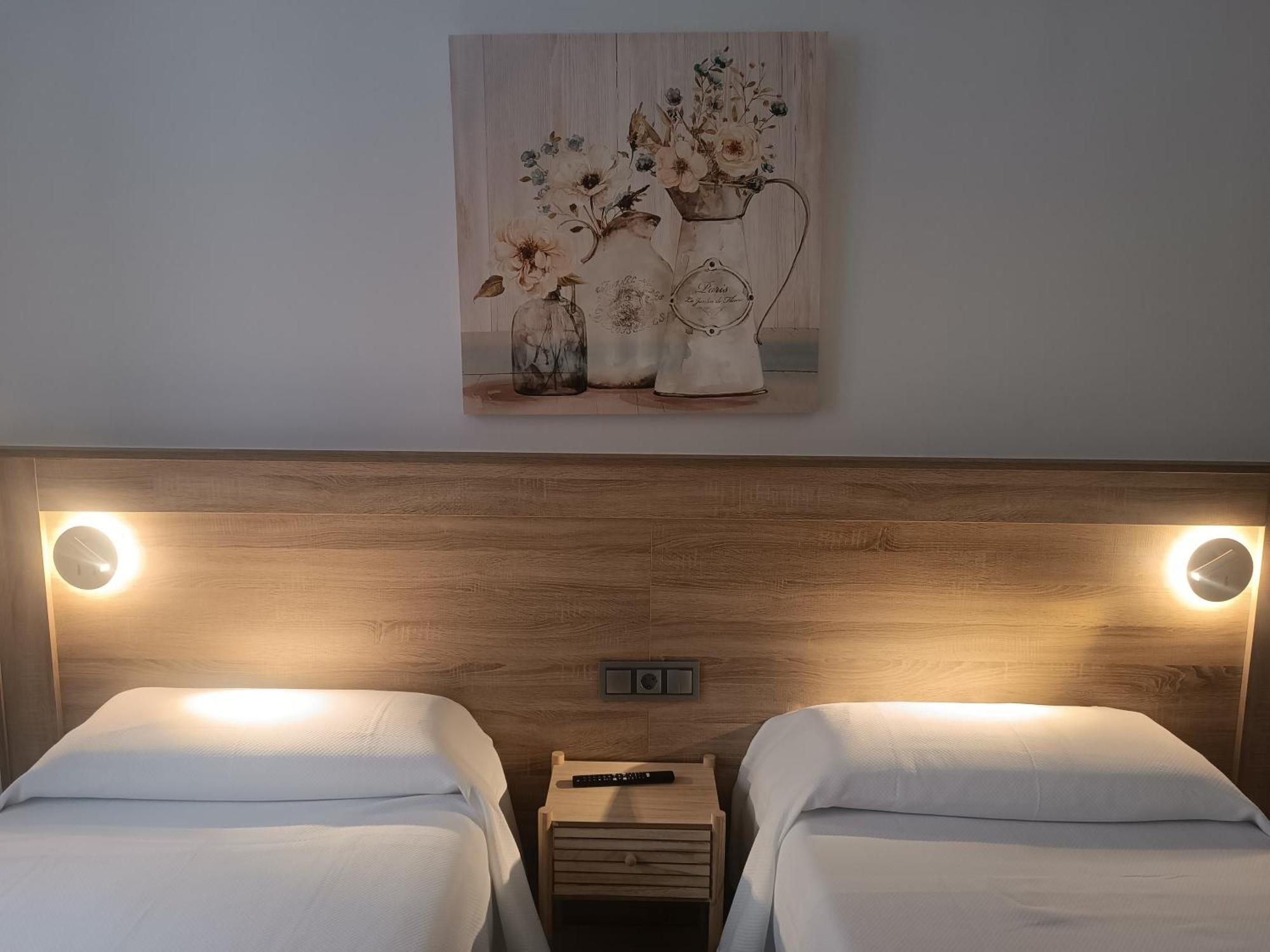 Apartamentosturisticos Avila Puerta Del Alcazar 0-1 外观 照片