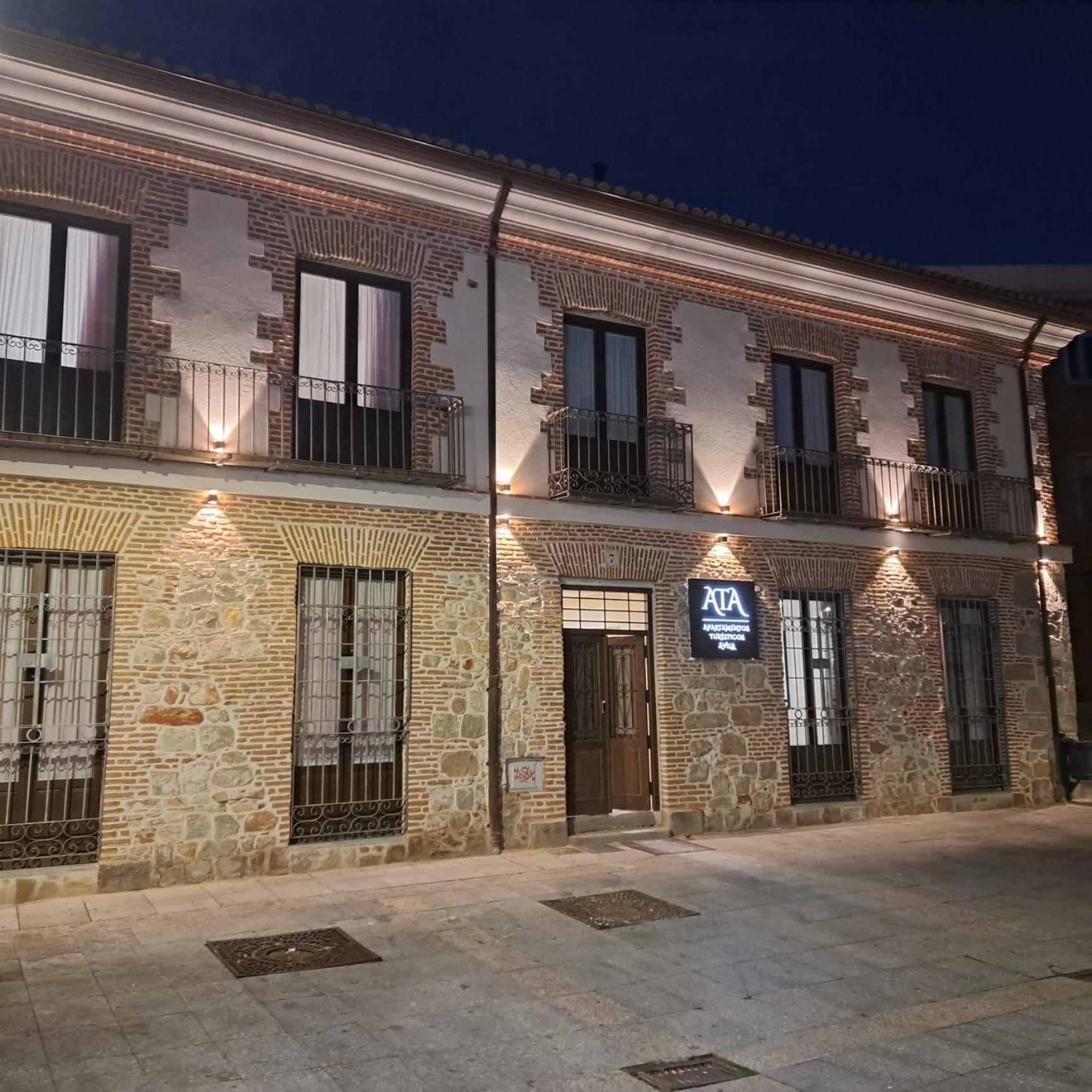 Apartamentosturisticos Avila Puerta Del Alcazar 0-1 外观 照片